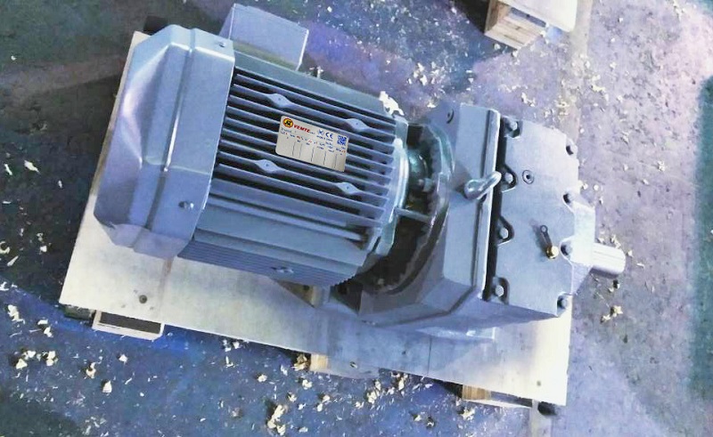 2.2KW電機減速箱,40比減速機，絲杠升降機減速機.jpg